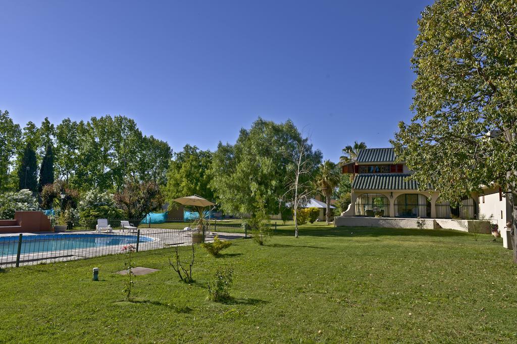 Villa Los Sauces Chacras de Coria Exteriér fotografie